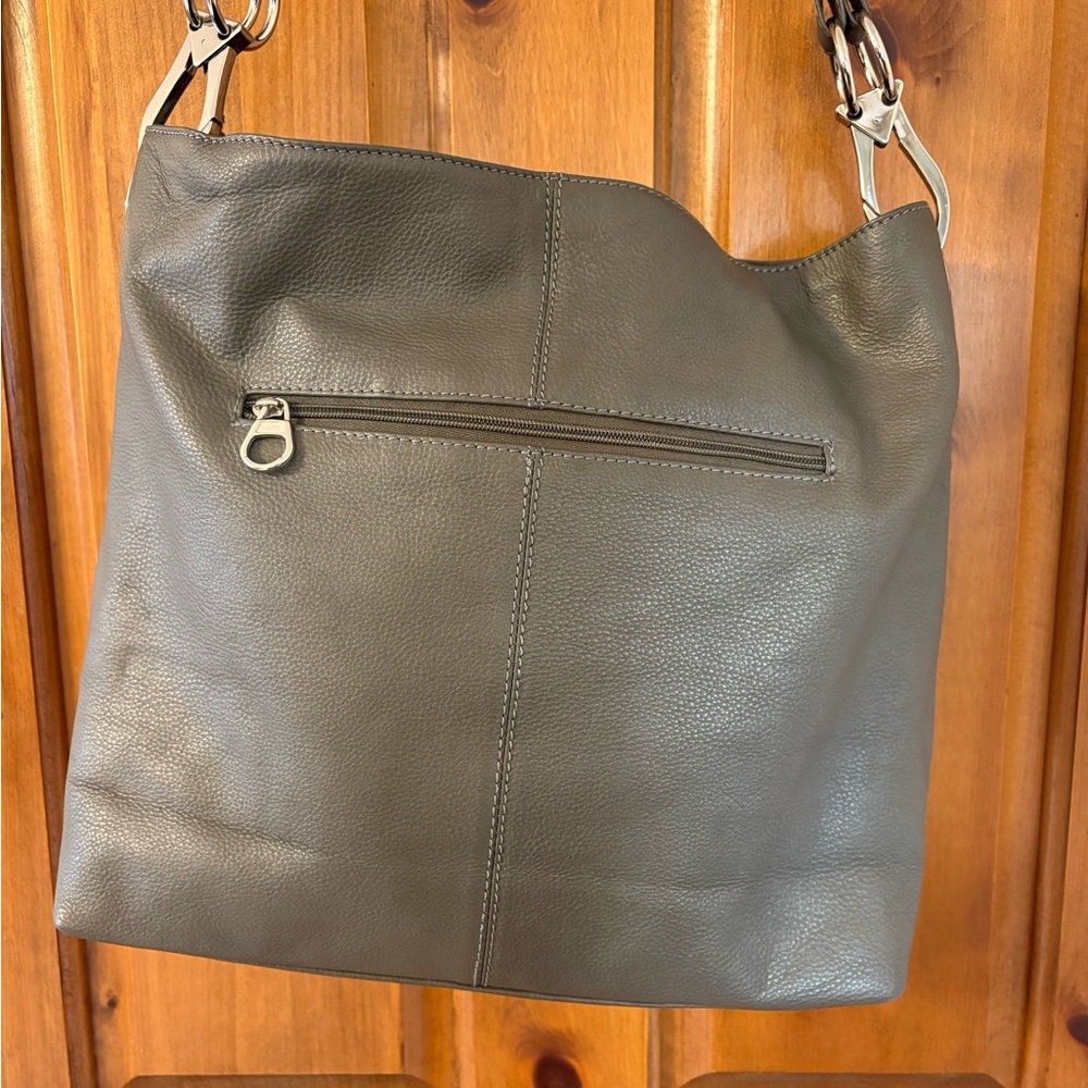 Nappa, Canadian Brand, Gray Leather Shoulder Bag, like new! - Picture 4 of 16